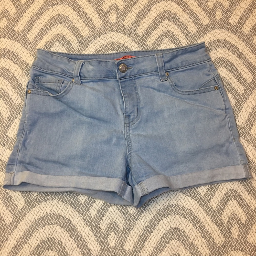 WAX JEAN Light Wash Blue Denim Jean Shorts, Juniors Large